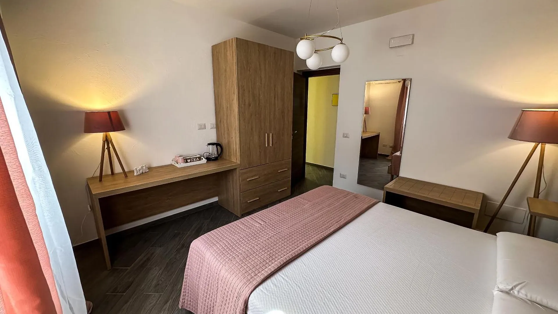 Intero Appartamento Con Terrazza - Villa Ciaculli Palermo 0*,
